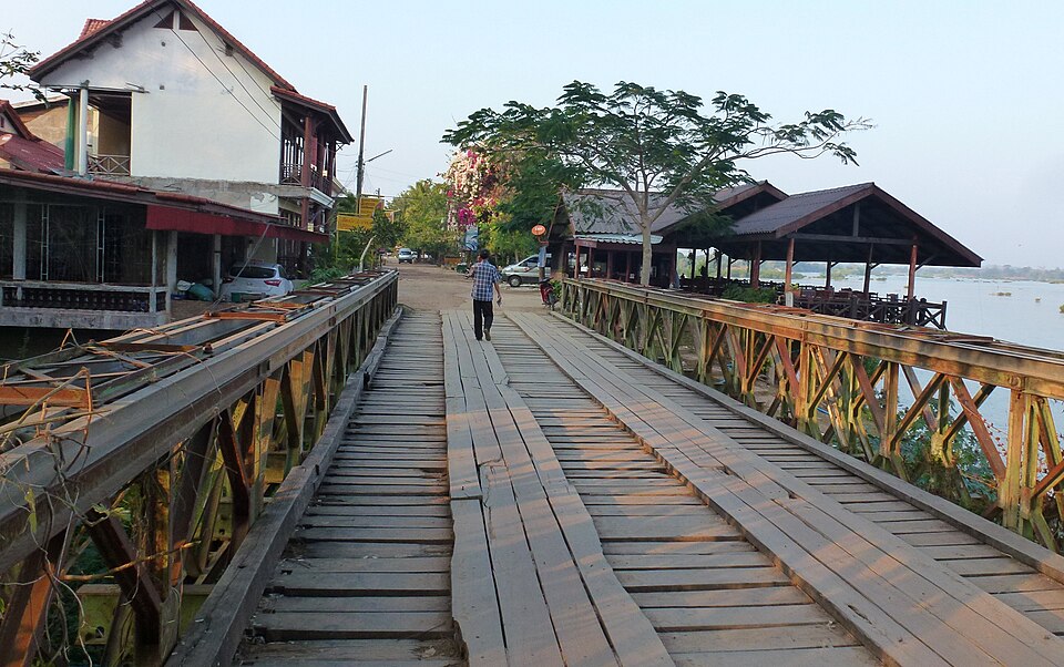 Don Khong the wooden bridge on Mekong Champasak (Laos)