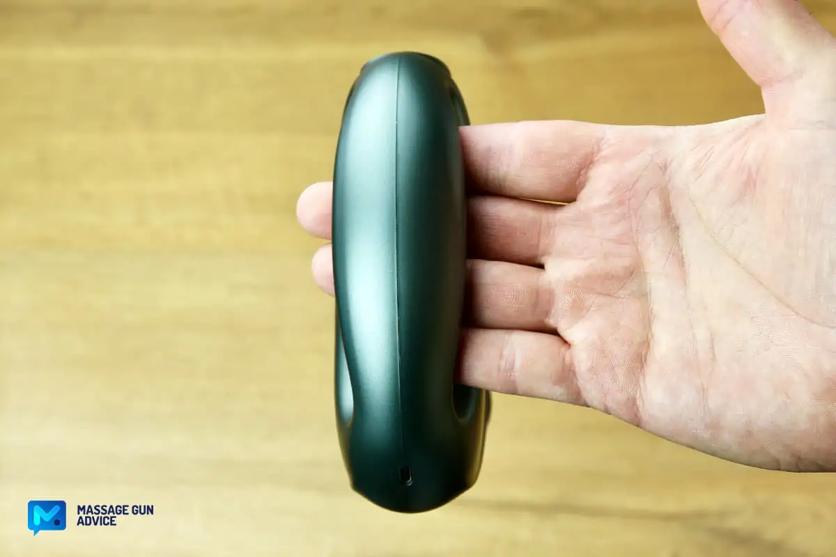 Bitfinic Massage Gun Review - Likely The Cheapest Mini Device 13 Bitfinic mini handle