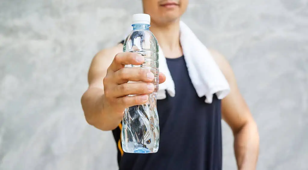 Hydrating for Health: Why to Drink Water After a Massage 3 How Much Water Should You Drink After A Massage