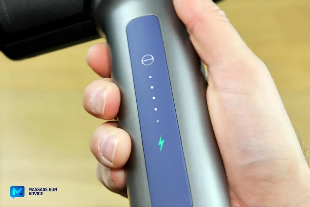 Medcursor Massage Gun Review: OK for Beginners, but Quite a Thrill for the Pros! 16 medcursor mg01: controls