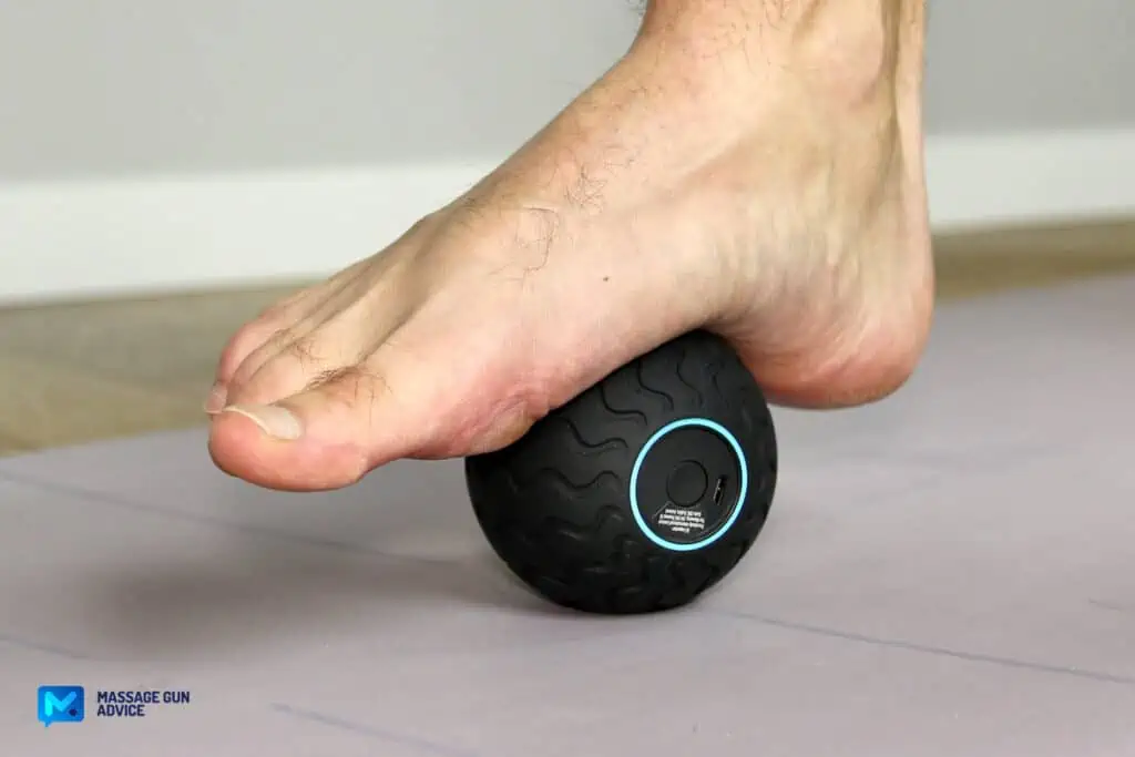 How to Use a Theragun Like a Pro: Expert Tips for Maximum Effectiveness 6 Theragun Wave Solo: Plantar Fasciitis Therapy
