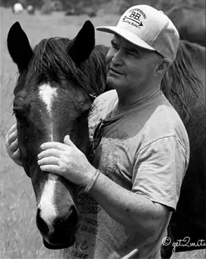 Equine Massager: Equine Owners' Feedback, Reviews and More! 6 Equine therapist Troy Brandenburg: best massage gun for horses, horse massage therapy